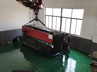 剪板機折彎機室內吊裝定位