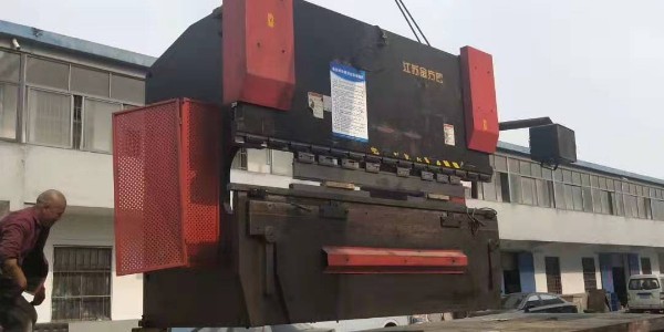 重型設備搬運價格與搬運的距離遠近有什么關系？