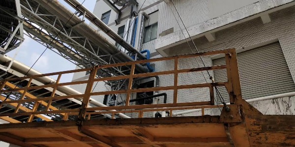 上海浩兵搬運：平臺設備吊裝搬運