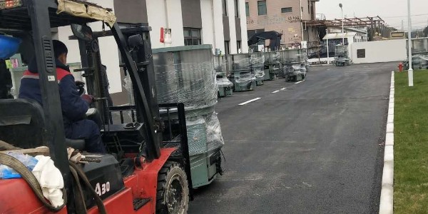 上海浩兵搬運助力佑能集團工廠設(shè)備搬遷
